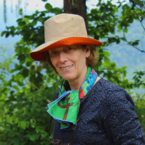 Henrianne-portrait-square Henrianne-portrait-square
